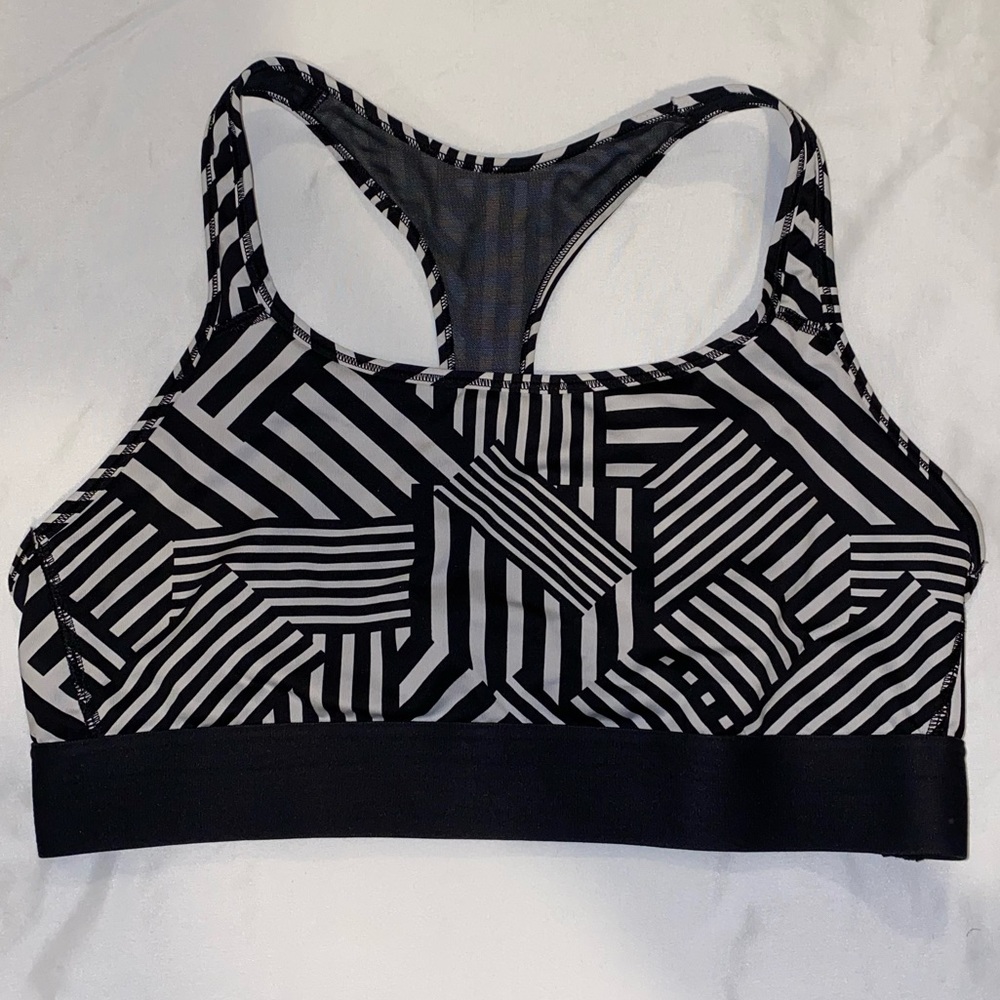 Victorias Secret Sports bra, size XL. Not padded. Victoria Sport
